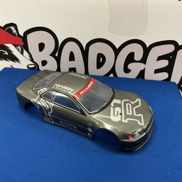 Niassn Skyllin RC car body shell in grey.