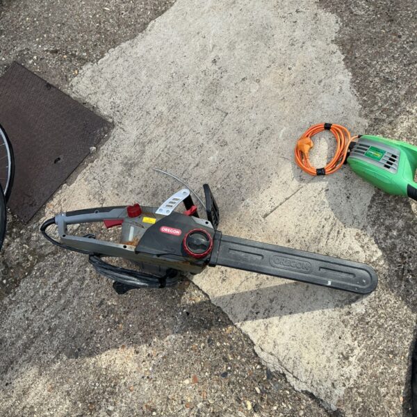 Oregon CS1400 electric chainsaw, a used garden power tool.