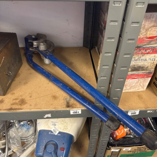 Vintage pipe bending tool, model 990, for 15mm and 22mm pipes.