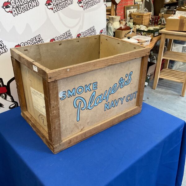 Vintage Players Navy Cut Cigarettes crate with bold branding.