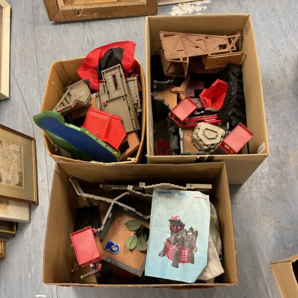 Vintage Playmobil castle set 5480 in three boxes.
