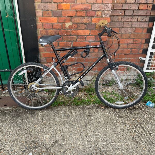 Side view of a vintage Raleigh Actorvator mountain bike.