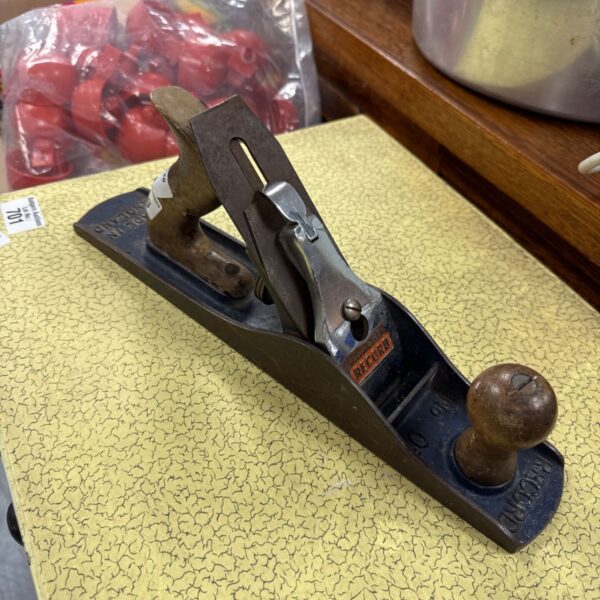 Vintage Record No. 05 wood plane for woodworking and collecting.