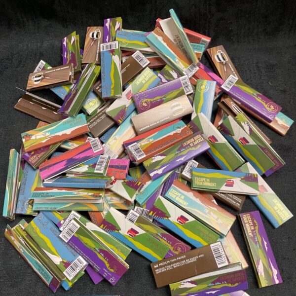 Lot of 100 Rizla Medium thin rolling paper packets.