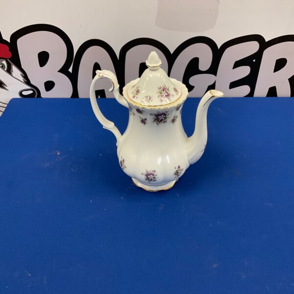 Royal Albert Sweet Violets teapot, a vintage floral porcelain collectible.