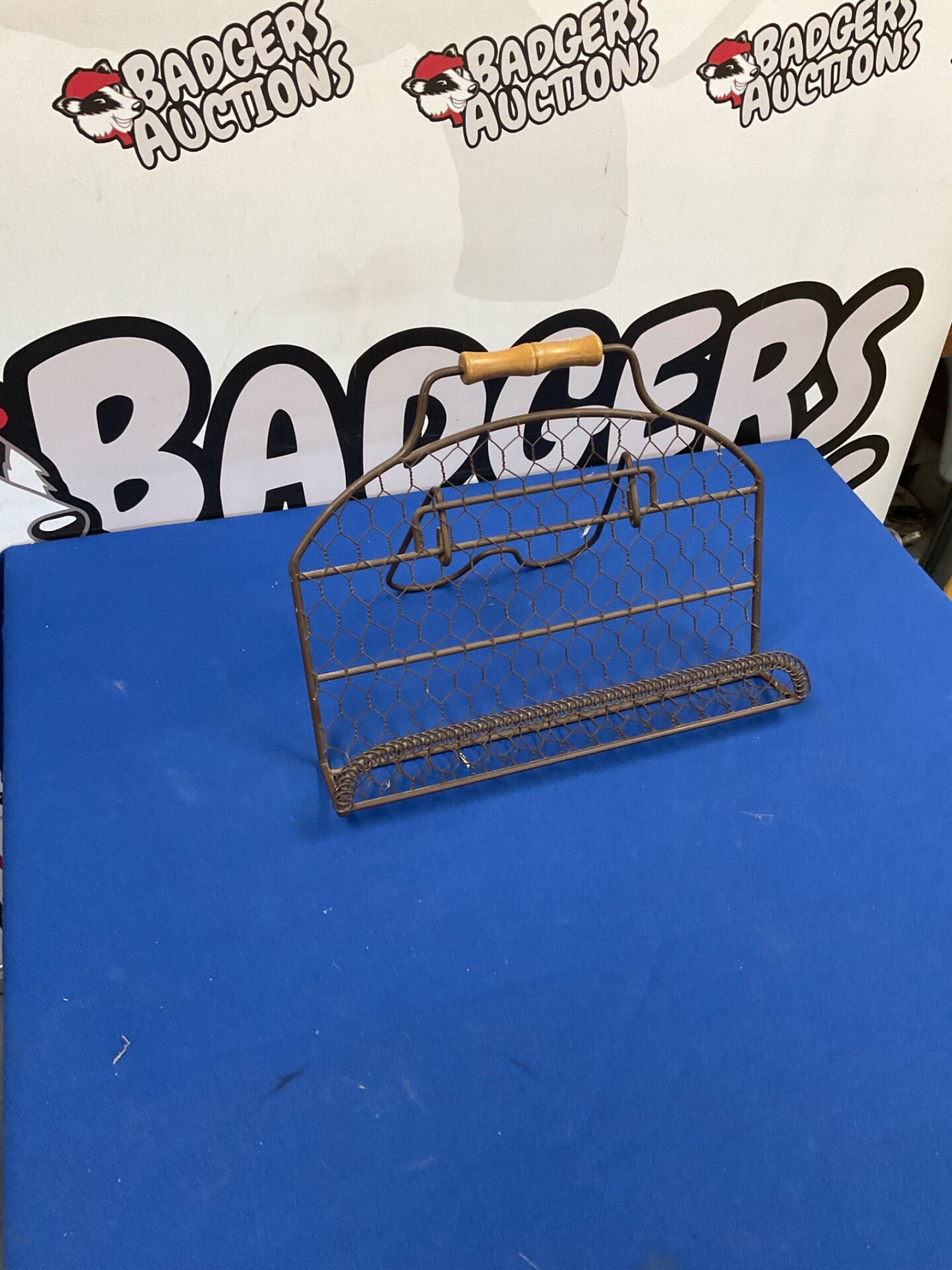 310 Rustic wire recipe book holder