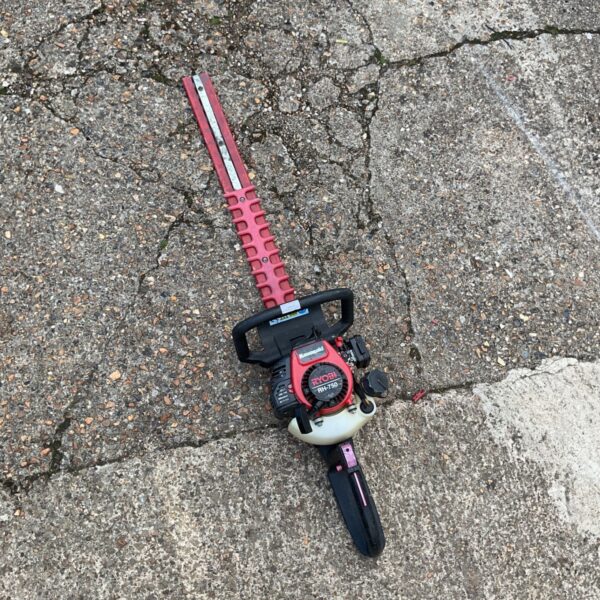 Ryobi Pro RH-750 hedge trimmer, vintage garden tool.