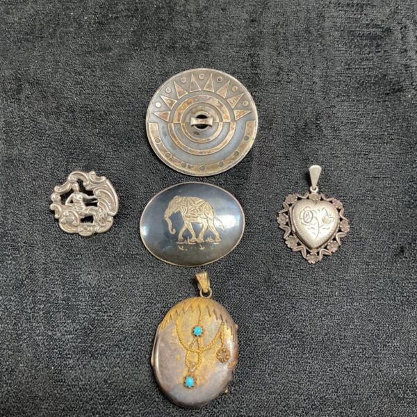 Vintage sterling silver brooches and pendants lot, collectible jewellery.