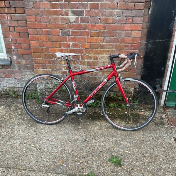 Red Trek 1200 road bicycle, vintage cycling.