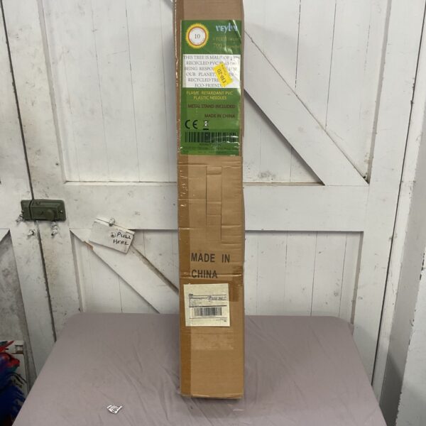 Boxed Veyl recycled Christmas tree, 6ft green artificial tree.