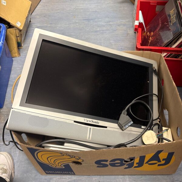 ViewSonic N2060W 20-inch widescreen LCD television in used condition.