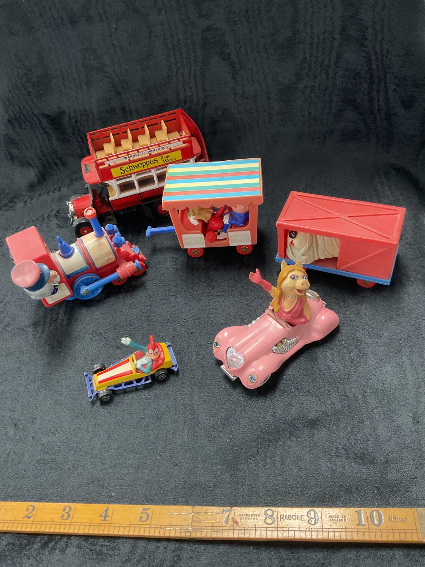 389 Collection of Vintage Corgi Diecast Inc Magic Roundabout Miss piggy and woody woodpecker