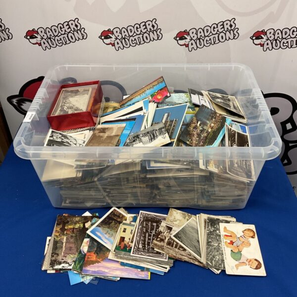 Large lot of vintage postcards for collectors.