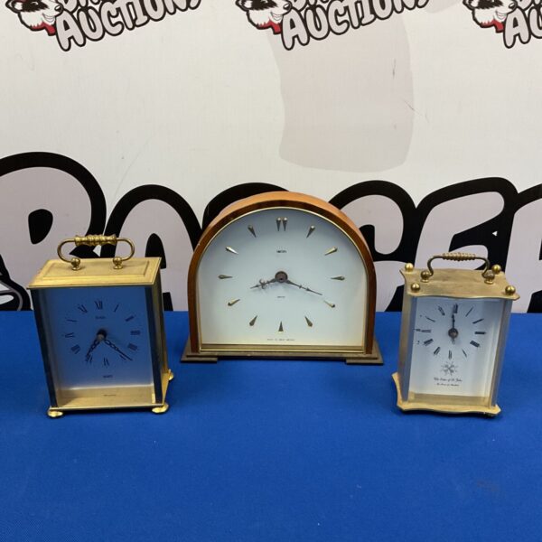 Vintage Smith Sectric mantle clock with classic design.