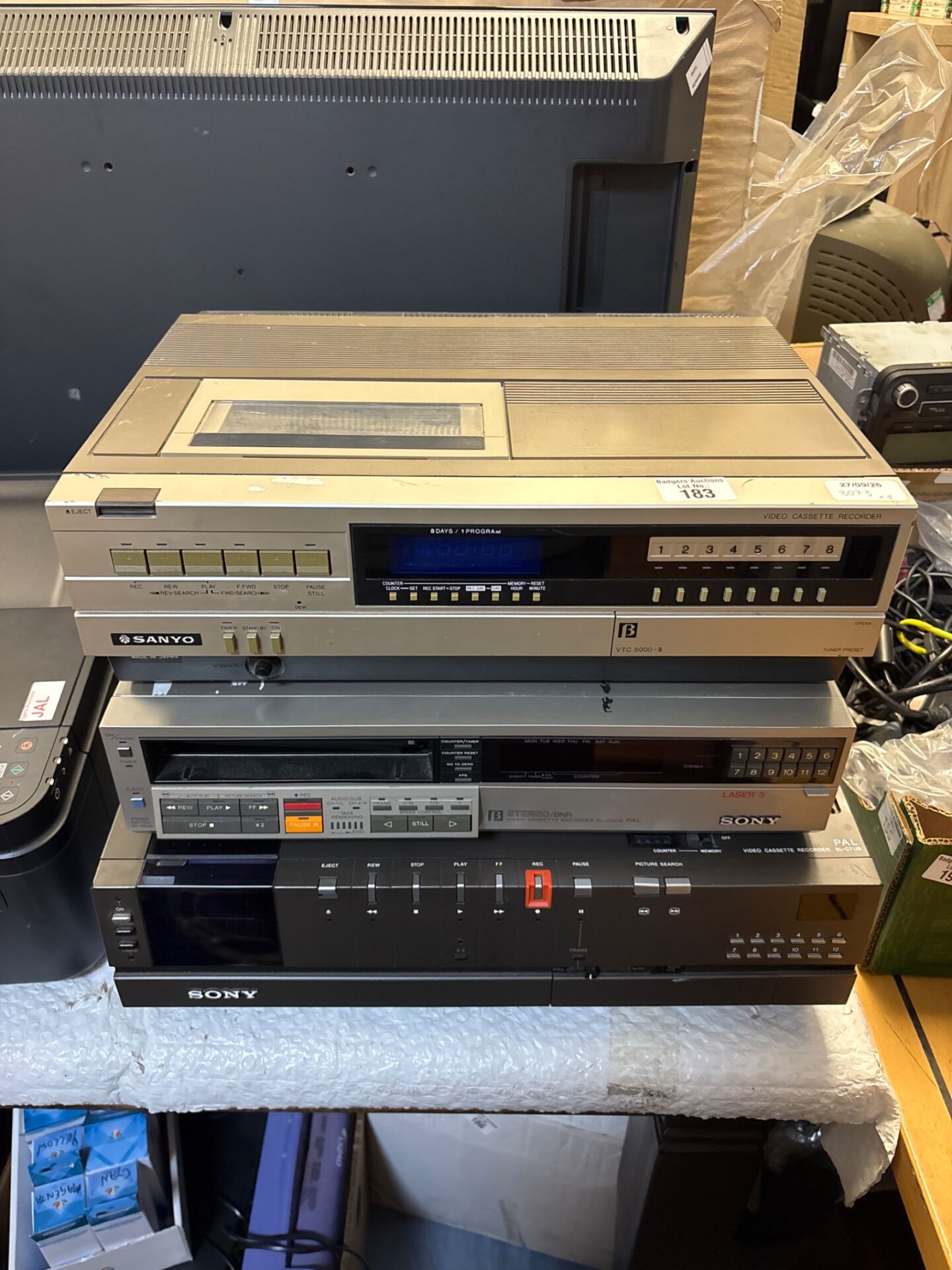 183 Sanyo Video Cassette Recorder VTC-5000-II with Sony Video Cassette Recorder SL-C9UB And Sony Video Cassette recorder SL-C7UB