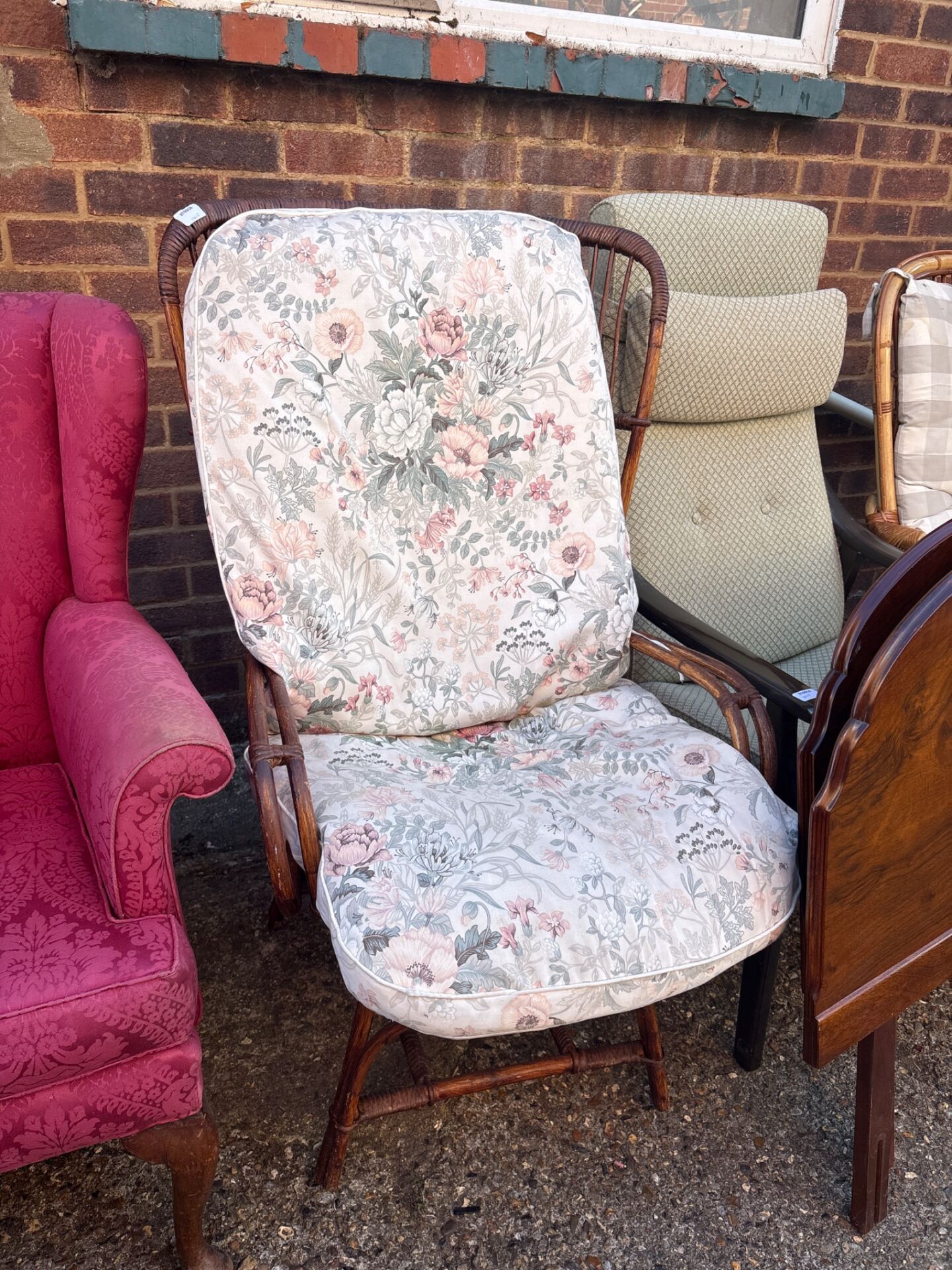 606 Vintage wicker armchair