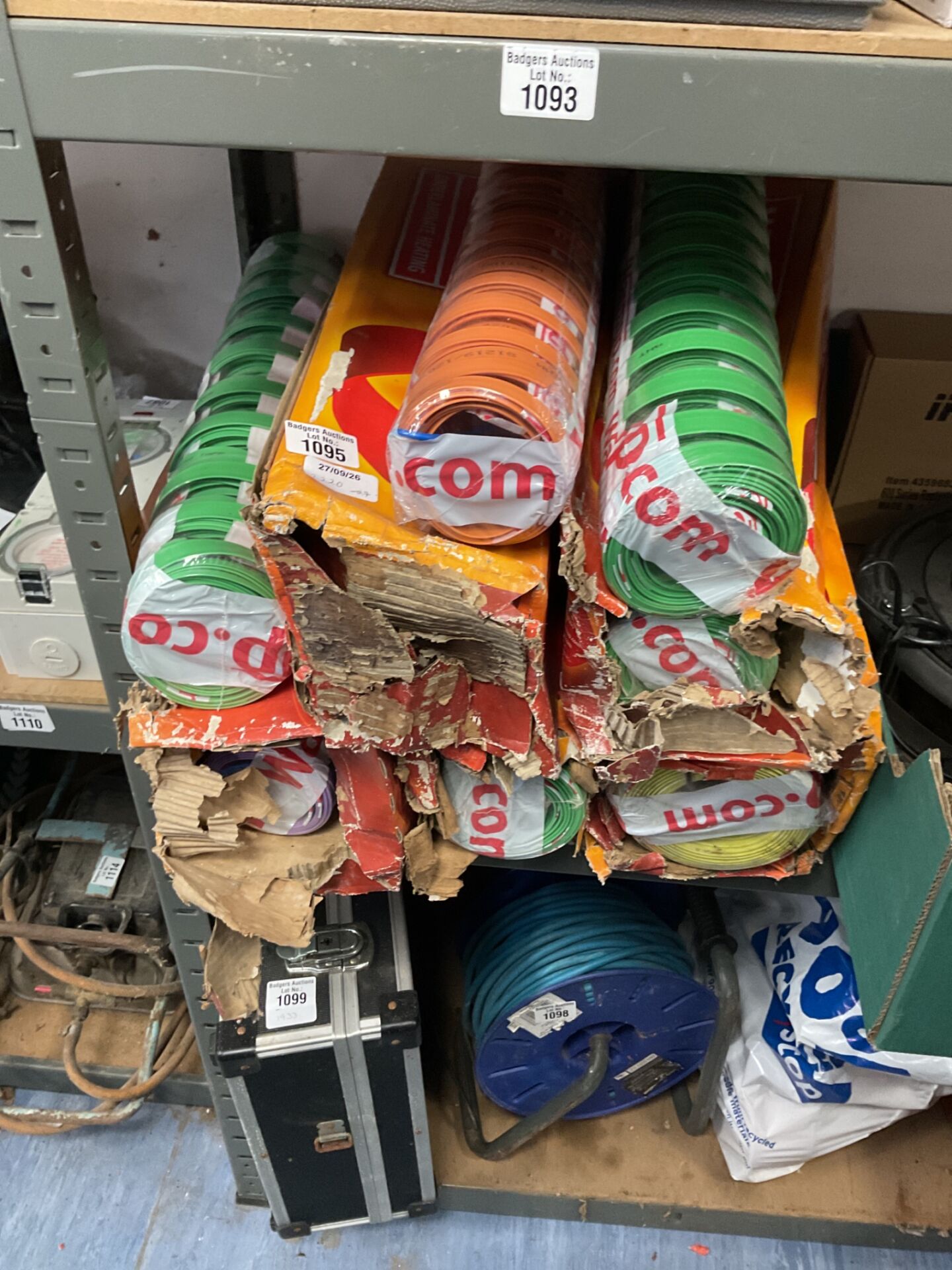 1095 Large collection of warmup under-laminate heating