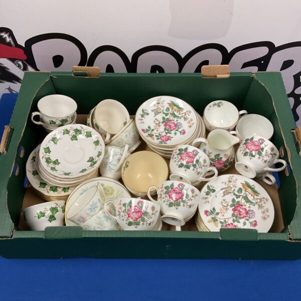 Vintage mixed part teasets including Wedgwood and Minton china.