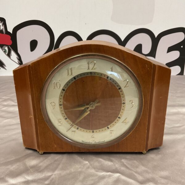 Vintage Westclox Scotland electric mantle clock, front view.