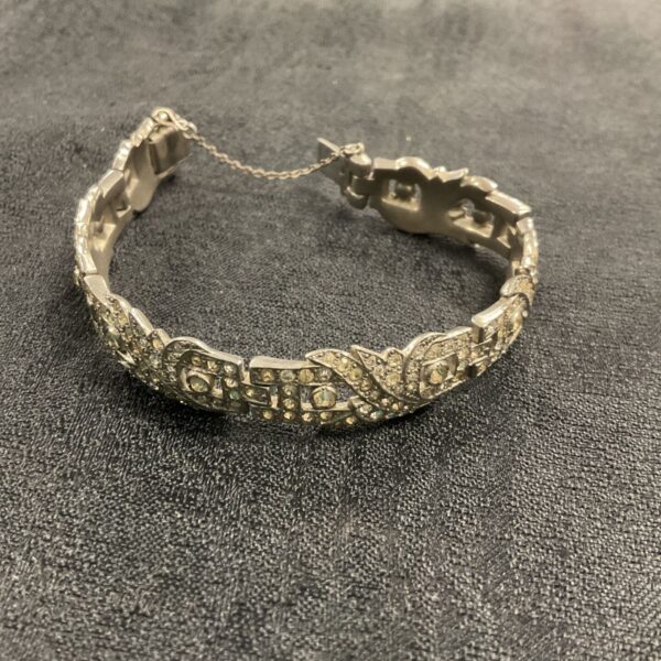 Antique Art Deco bracelet with sparkling white stones.