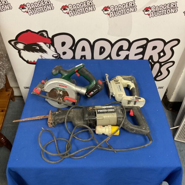 Bosch 18V cordless electric saw for sale at auction.