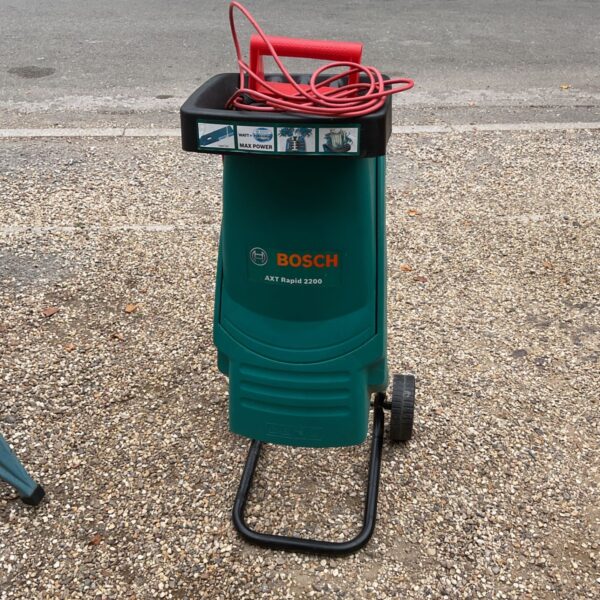 Bosch AXT Rapid 2200 garden mulcher, electric wood chipper for garden waste.