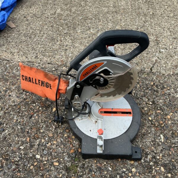 Challenge MMS5805 circular saw in used condition.