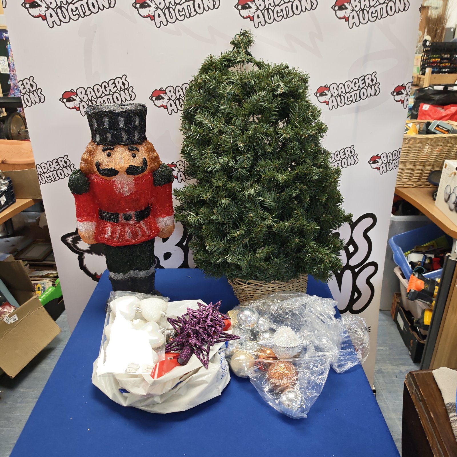 Christmas decorations bundle including a wall mounted tree and cracker.