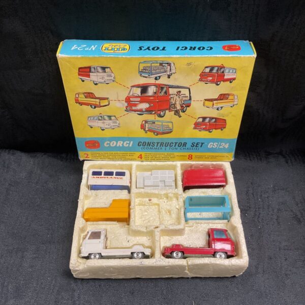 Boxed vintage Corgi Constructor Set GS/24 with polystyrene insert and vehicle parts