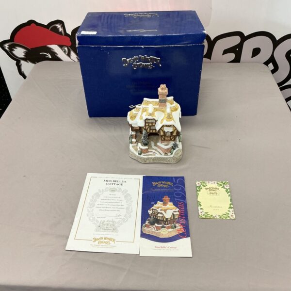 David Winter Miss Belle’s Cottage, a detailed miniature collectible.