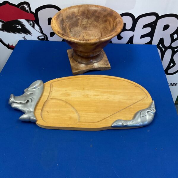 Gammon wooden serving set with meat plate and fruit bowl.