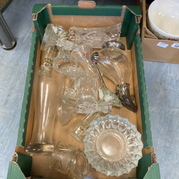 Tray of assorted vintage glassware including a wine jug.
