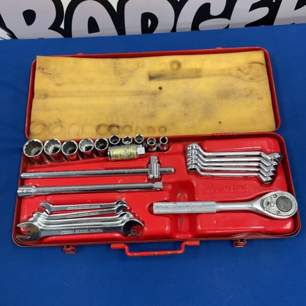 Gordon Tools socket and spanner set laid out in red metal case