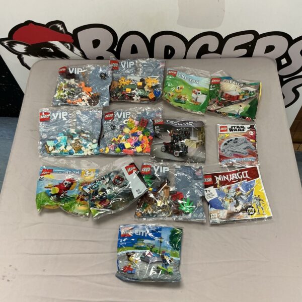 Bagged Lego sets bundle including VIP, Creator, Technic and Star Wars.
