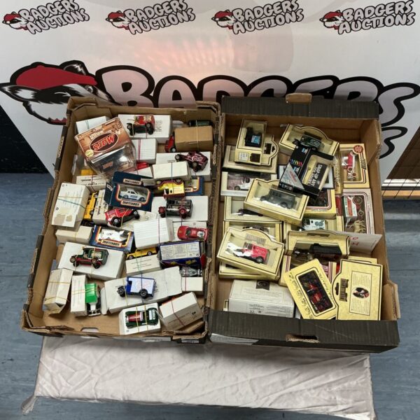 Two trays of boxed Lledo Days Gone and Matchbox diecast model vehicles