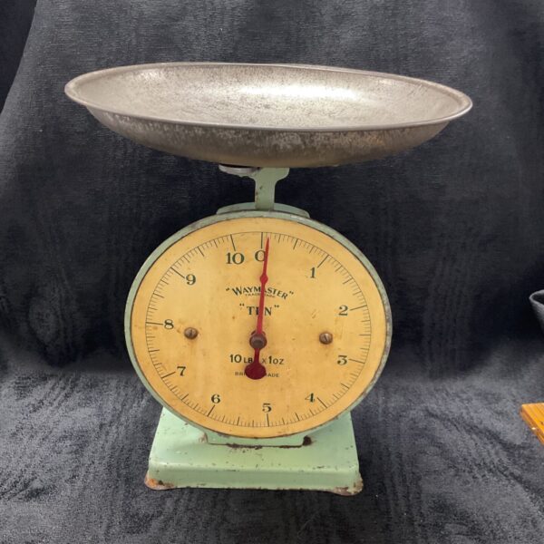 Vintage 1930s Waymaster Ten Kitchen Scales