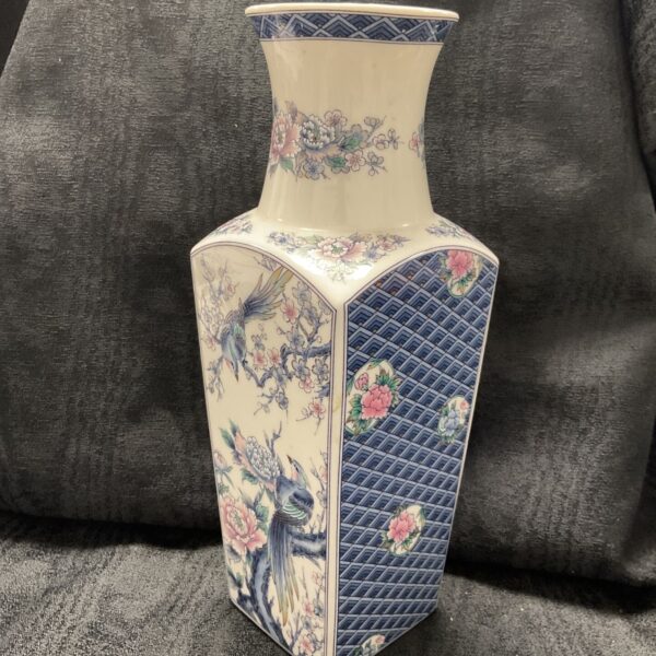 Japanese style leonardo Collection porcelain vase peony flowers blossom and birds