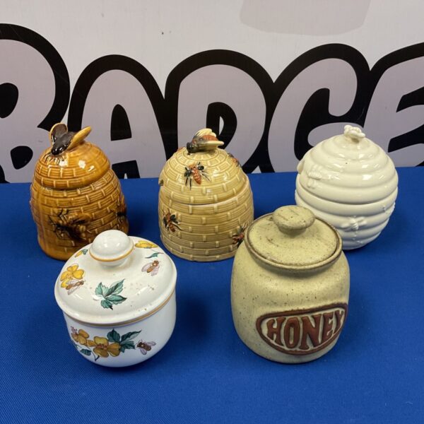 Lot of five honey pots including villeroy & boch