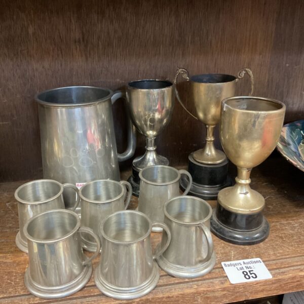 Tray of alvis owners club pewter cups & trophies