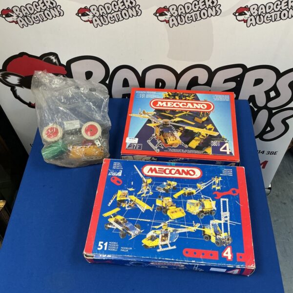 Vintage Meccano construction set 51 with box and parts.