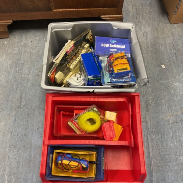 Mixed box of electrical items with 60W bulkhead light and multimeters