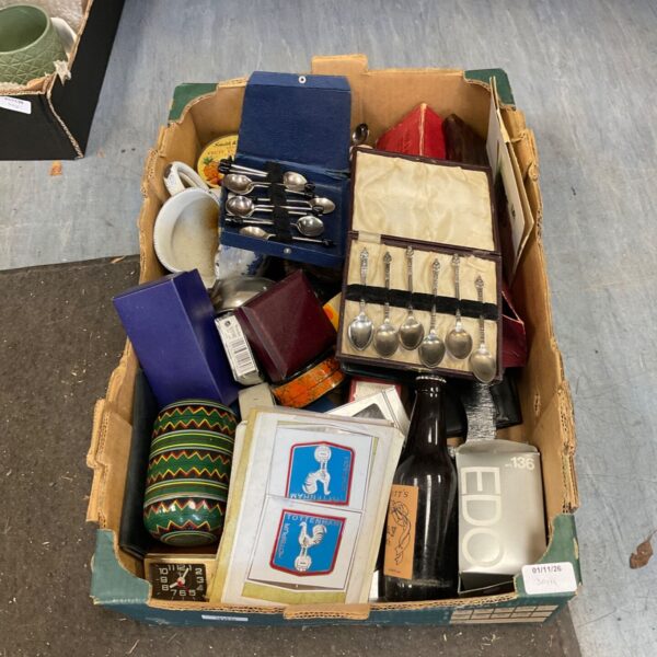 Mixed box lot with silverplate teaspoons, ceramics, clock and collectables
