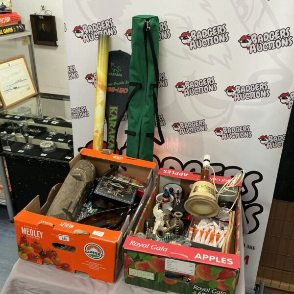 Mixed lot of vintage collectibles including badminton racquet and boxes.