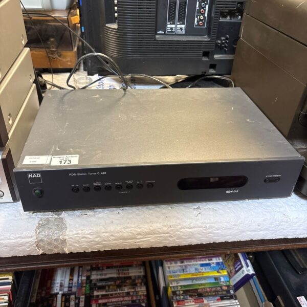 NAD C 440 RDS stereo tuner, dark grey hi-fi component with front controls