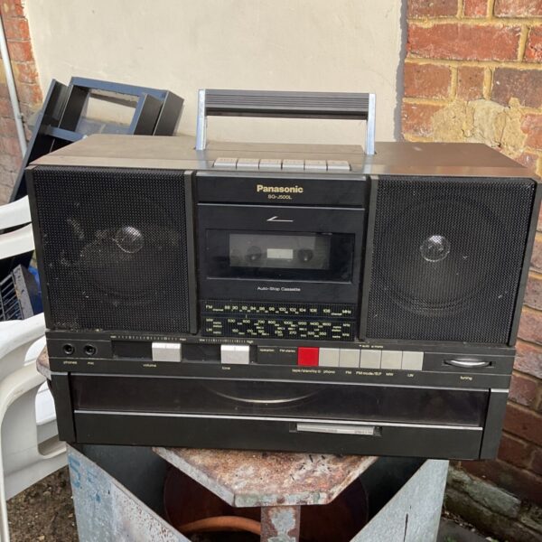 Black Panasonic SG-J500L cassette radio turntable boombox with twin speakers and carry handle