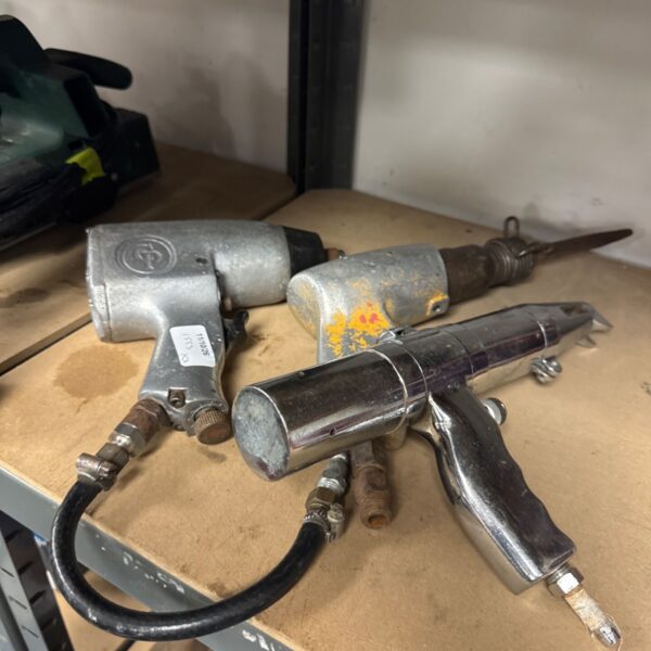 Pneumatic impact gun with 1/2” drive, model 81905, showing wear.