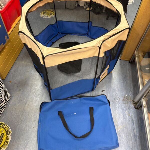 Blue and beige octagonal portable pet playpen with carry bag
