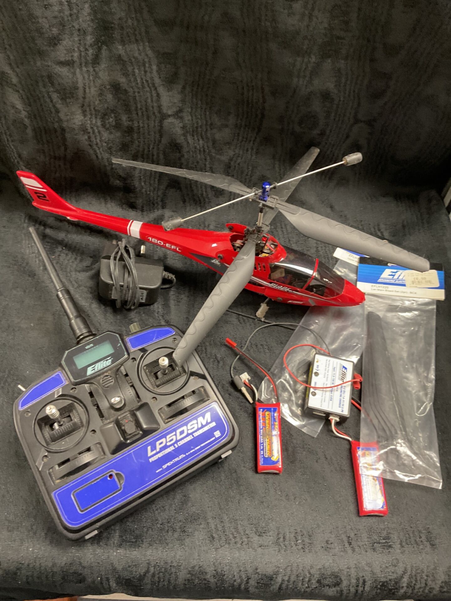 335 Radio Control Blade Helicopter with LP5DSM Control Box And Some Spares