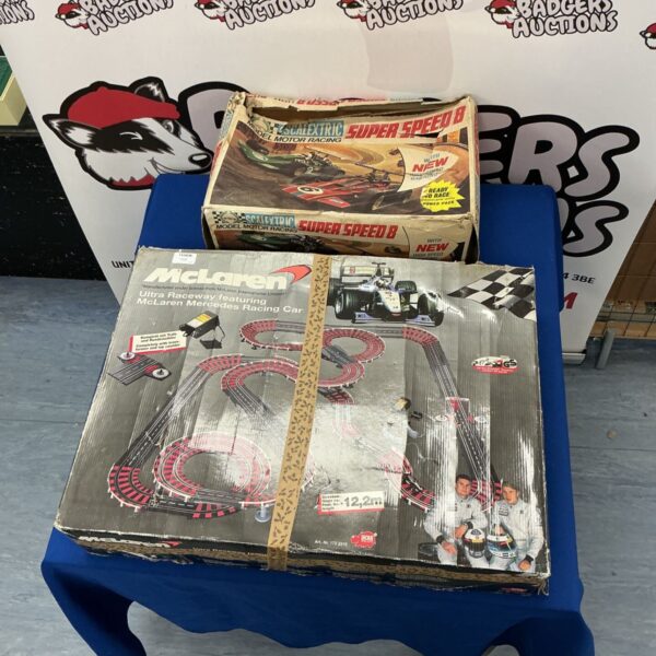 Vintage Scalextric Super Speed 8 race set with McLaren Raceway box.