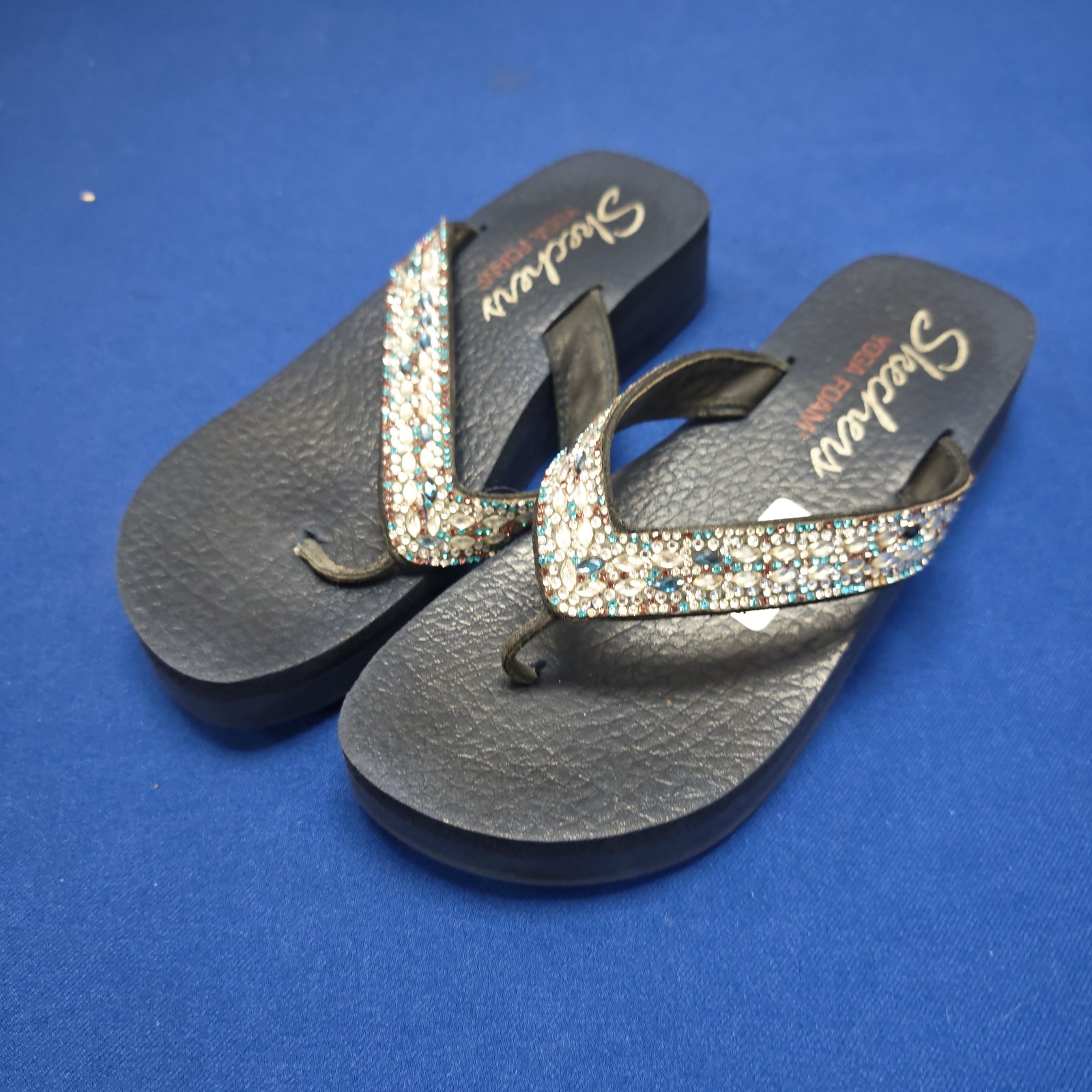 Skechers Yoga Foam sandals size 6 with rhinestone straps.